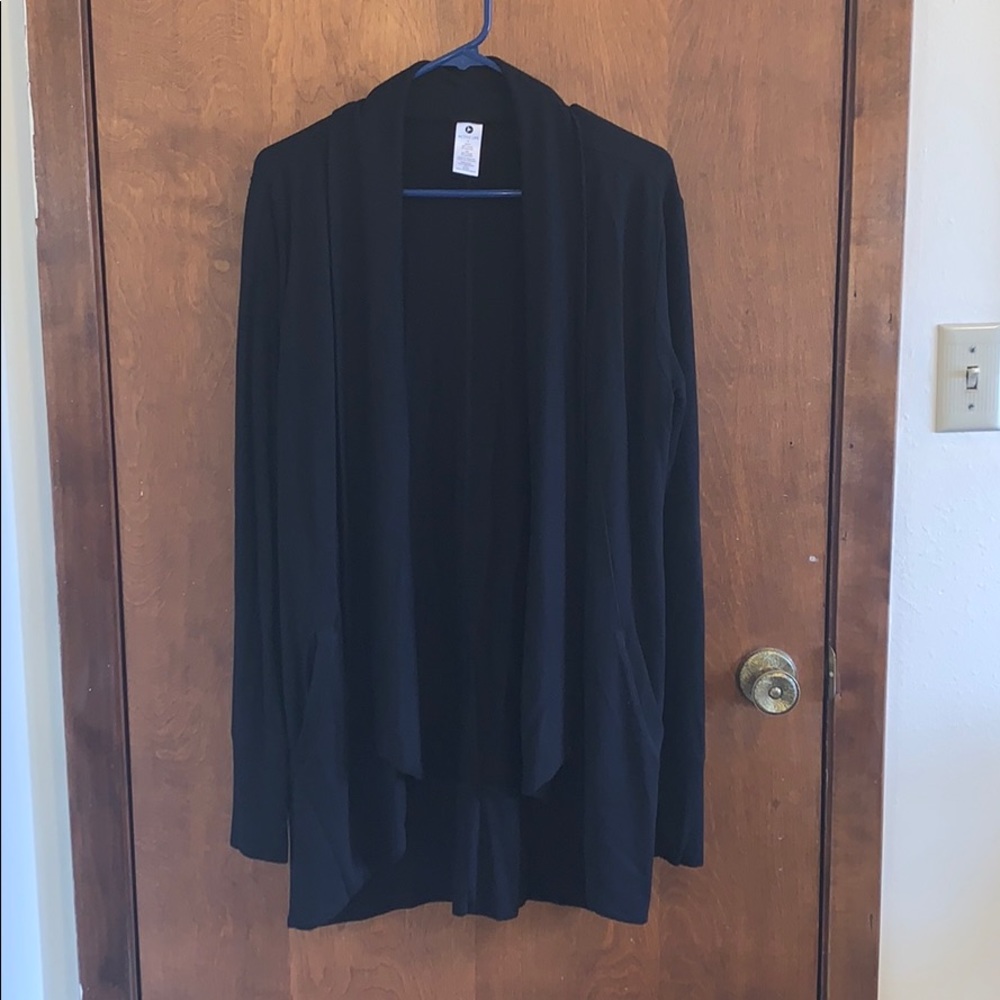 ACTIVE LIFE Black Flowy Long Cardigan